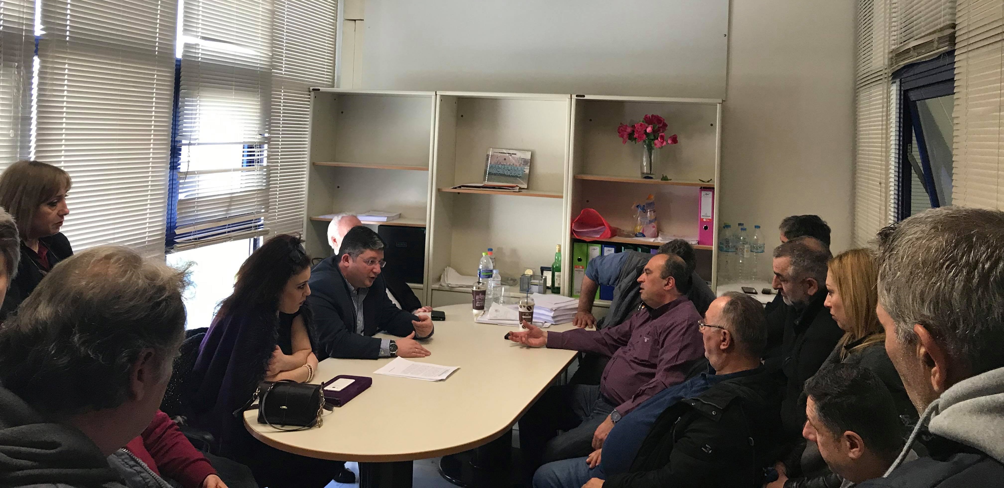 Συνάντηση του Σπύρου Βρεττού  με τον Σύλλογο Εργαζομένων Δήμου Αχαρνών