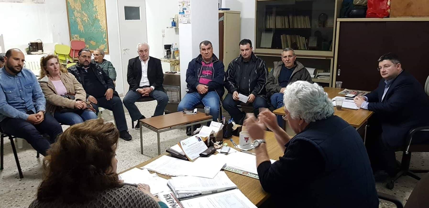 Επίσκεψη στα γραφεία του Συλλόγου Χαραυγής από τον Υποψήφιο Δήμαρχο Σπύρο Βρεττό και τους συνεργάτες του