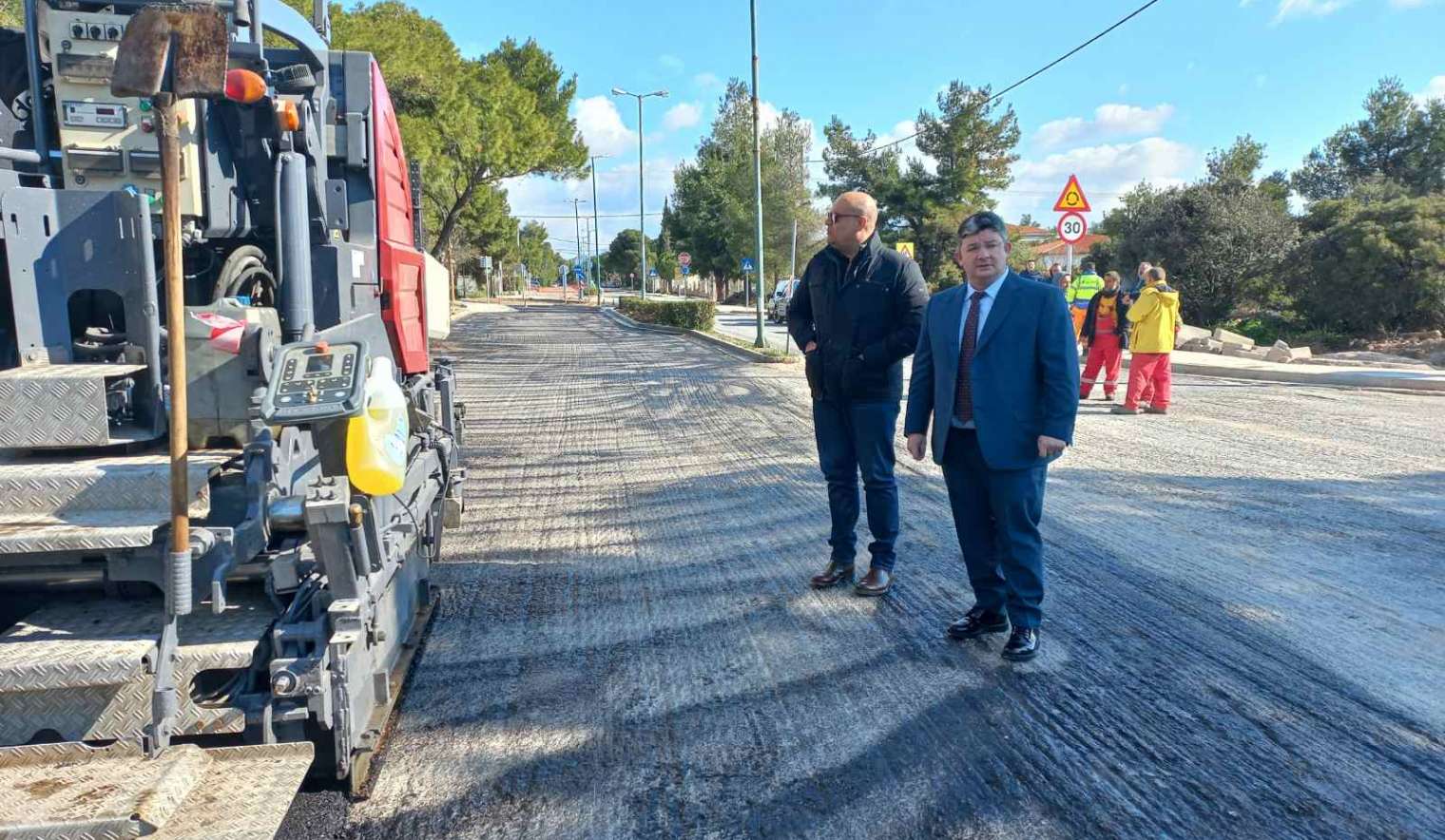 Στους κυκλικούς κόμβους των Θρακομακεδόνων ο Δήμαρχος Αχαρνών
